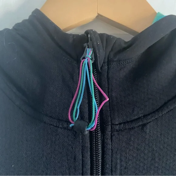 Ivivva by Lululemon Reversible Jacket - Picture 3 of 16